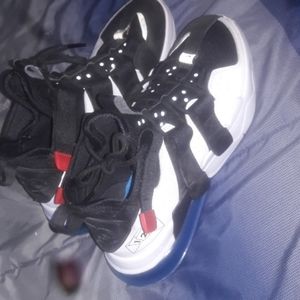 Nike air edge 270 shoes